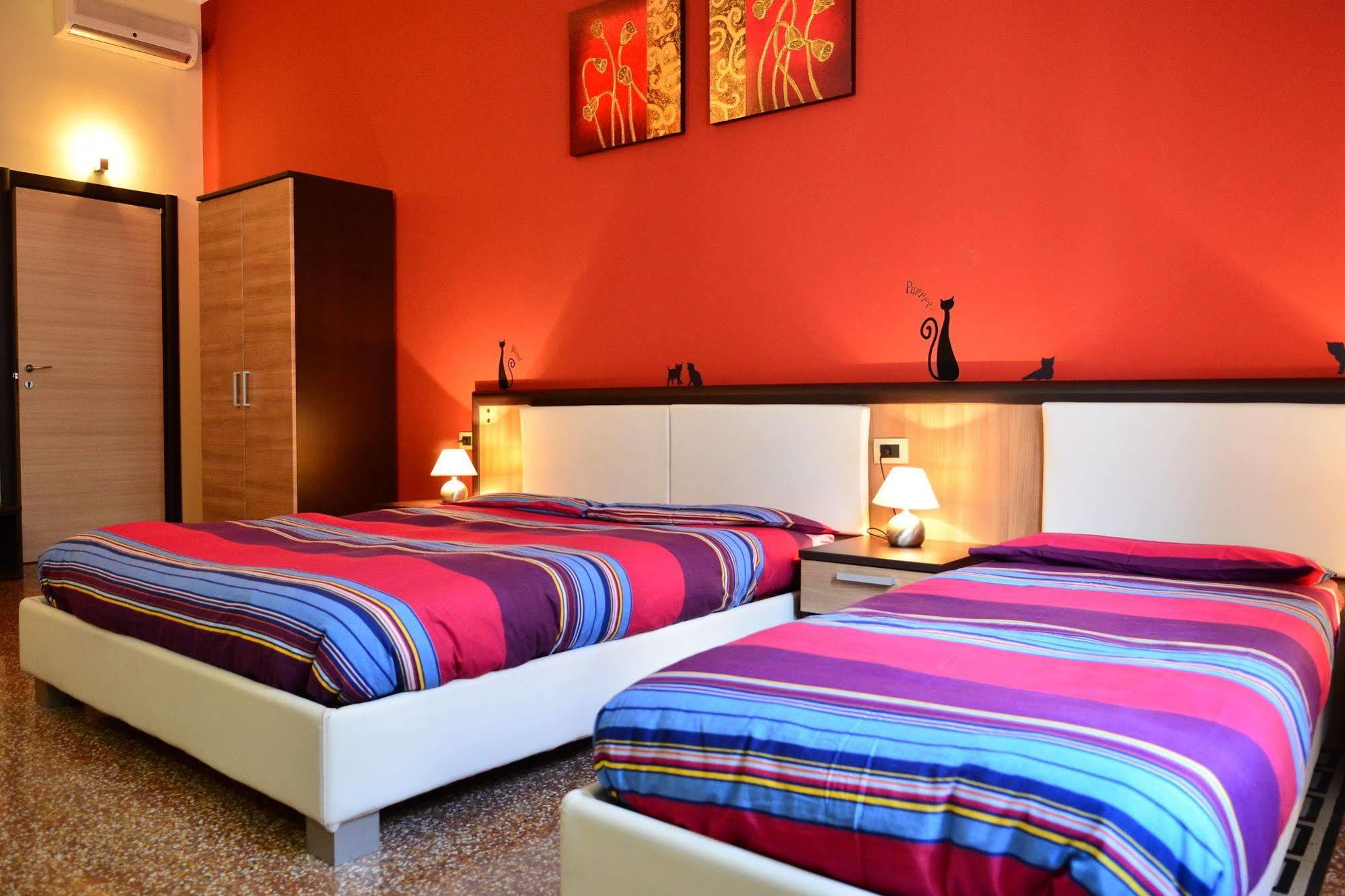 Gli Aristogatti Hotel - Palermo — Fotos 1